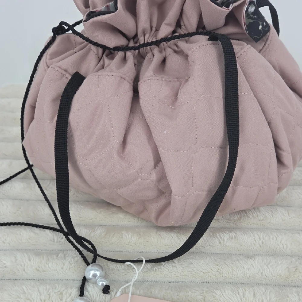 BAGSMART Blush Quilted Drawstring Cosmetic Bag nwt - Picture 7 of 12